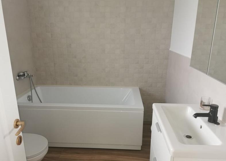 Casă individuală cu 3 camere cu Canalizare în Borhanci