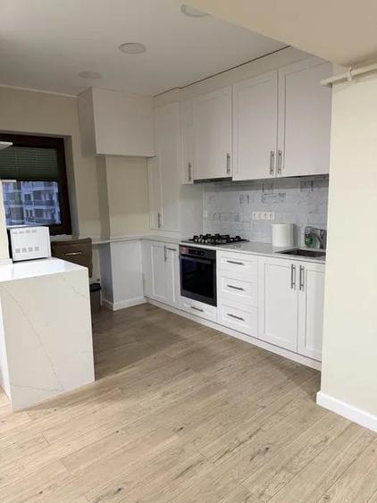 Apartament cu 3 camere decomandat, mobilat în Drumul Taberei