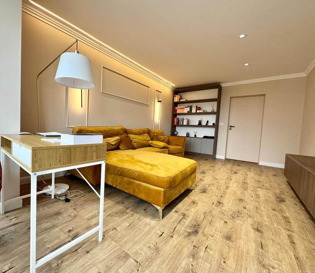 Apartament cu 2 camere decomandat în Podu Roș