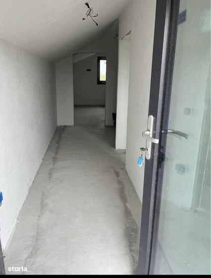 Casă cu 4 camere în Berteștii de Jos