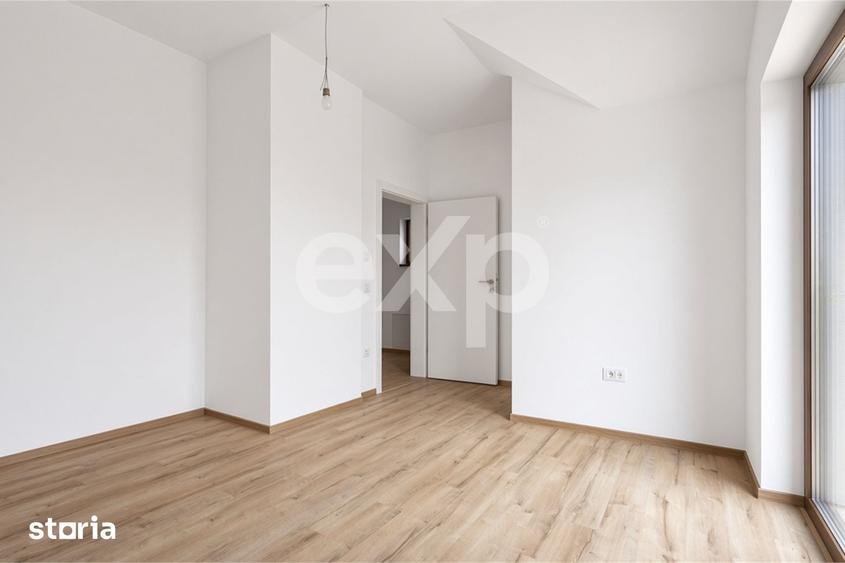 Casă cu 4 camere cu Teren 360 Mp în Sânandrei
