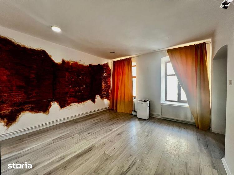 Apartament cu 2 camere semidecomandat în Independenței