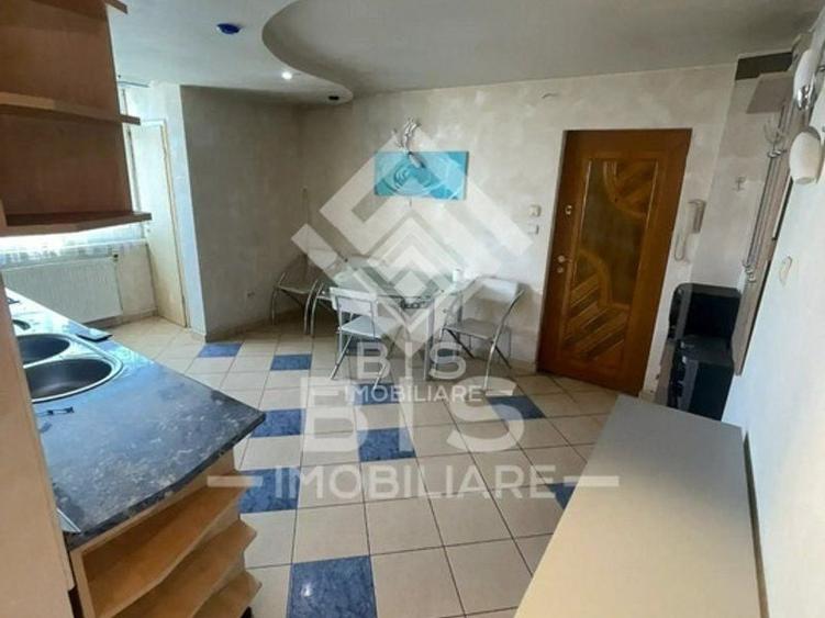 Apartament cu 4 camere decomandat în Sud-Est