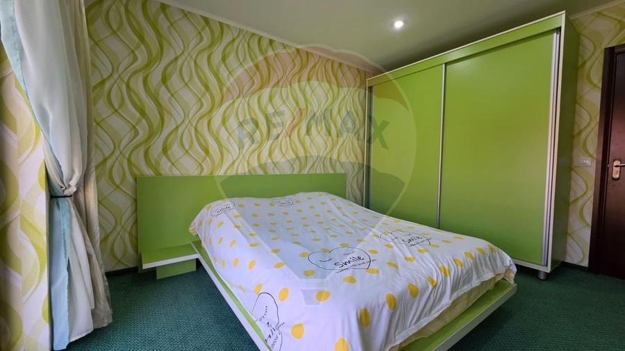 Casă individuală cu 3 camere cu Teren 303 Mp în Central