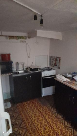 Casă cu 6 camere cu Teren 1760 Mp în Măldăeni