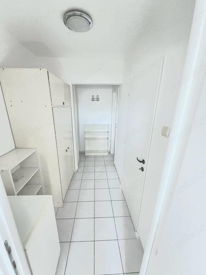 Apartament cu 2 camere semidecomandat în Tipografilor