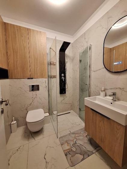 Apartament cu 3 camere decomandat, mobilat în Lacul Tei