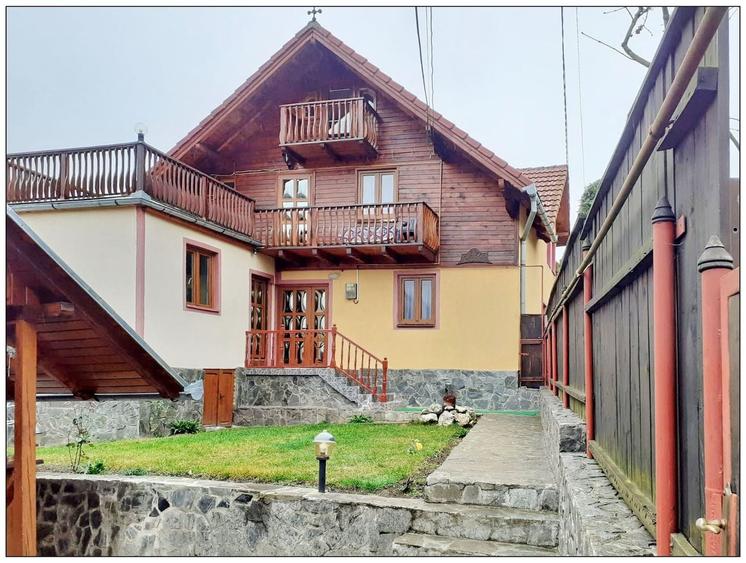 Casă individuală cu 8 camere cu Canalizare în Bran