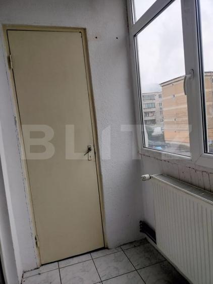 Apartament cu 2 camere decomandat, mobilat în Liliacului