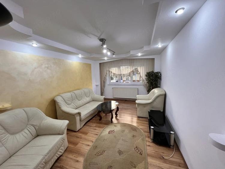 Apartament cu 3 camere decomandat în Mihai Viteazul
