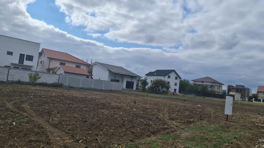 Teren Construcții intravilan de 1000 mp, în Km 5