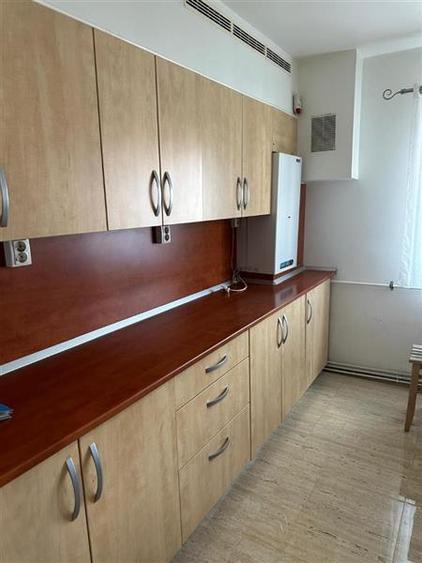 Apartament cu 3 camere decomandat, mobilat în 13 Septembrie