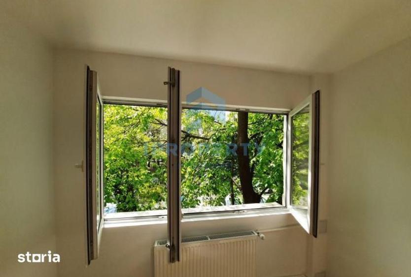 Apartament cu 3 camere, mobilat în Berceni