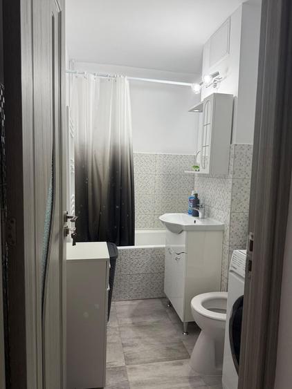 Garsonieră decomandată în Micălaca
