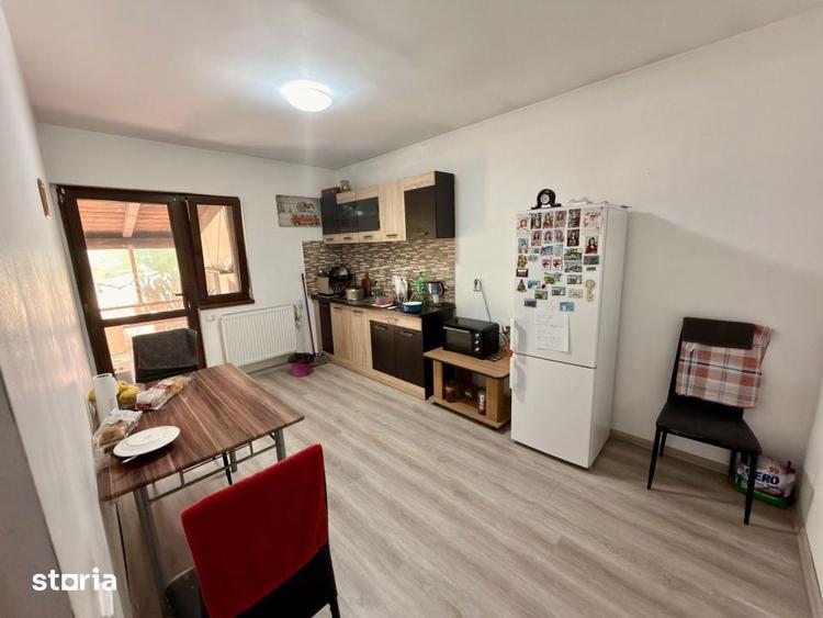 Casă cu 3 camere cu Teren 267 Mp în Malu Mare