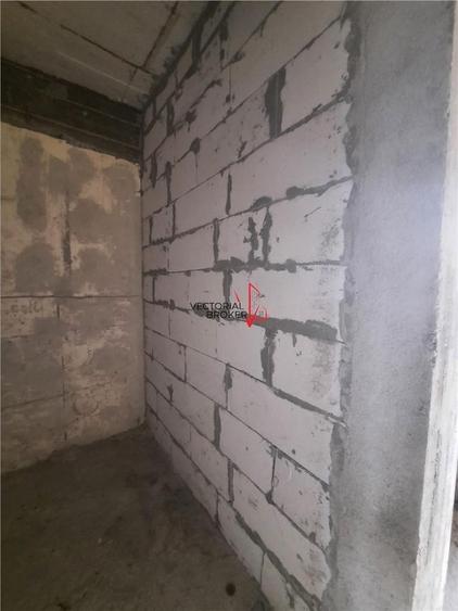 Casă cu 5 camere cu Teren 339 Mp în Pantelimon
