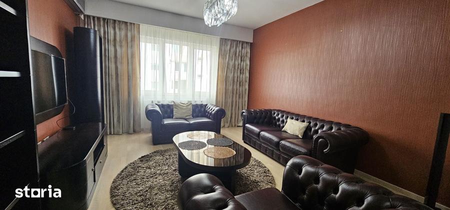 Apartament cu 4 camere decomandat în Ștrand