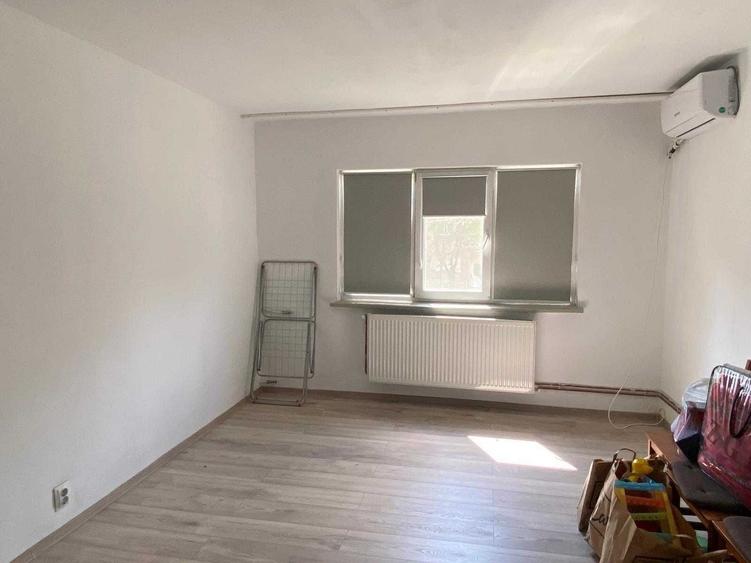 Apartament cu 2 camere decomandat în 1 Mai