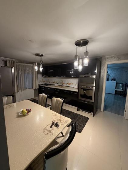 Apartament cu 2 camere decomandat în Exterior Vest