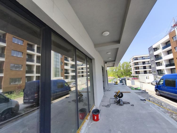 Spațiu comercial, de 100.7200012207 mp, în Tomis Nord