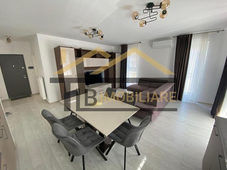 Apartament cu 3 camere semidecomandat în Libertății