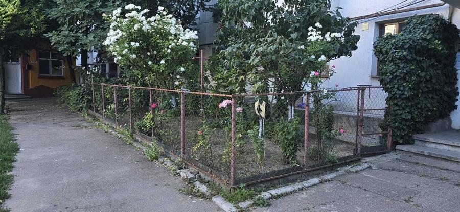 Apartament cu 2 camere decomandat în Calea Galați