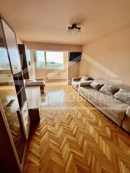 Apartament cu 3 camere decomandat, mobilat în Tudor