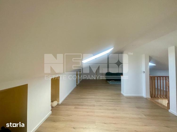 Casă cu 4 camere cu Teren 2000 Mp în Volovăț