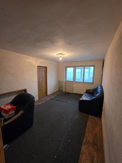 Apartament cu 2 camere decomandat în Zahana