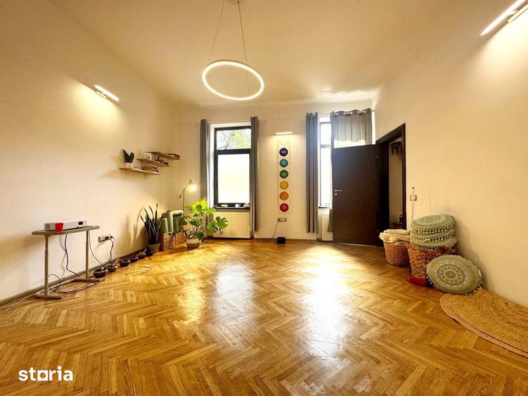 Apartament cu 2 camere, mobilat în Central