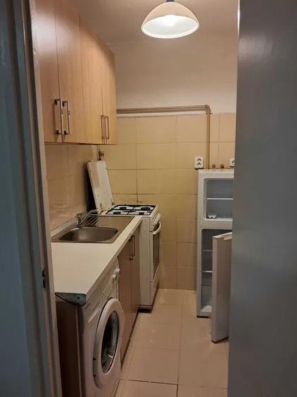 Apartament cu 2 camere semidecomandat, mobilat în Gheorgheni