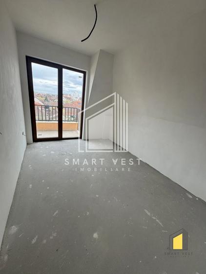 Apartament cu 3 camere decomandat în Sud