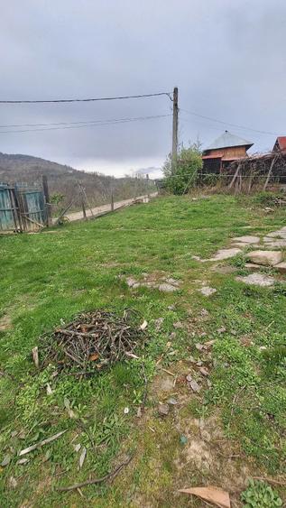 Vand Teren intravilan Com Salatrucel - 2