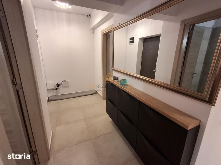 Apartament cu 2 camere, mobilat în Central