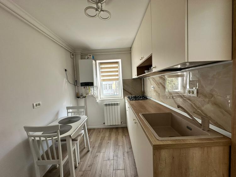 Apartament cu 2 camere decomandat în Ultracentral