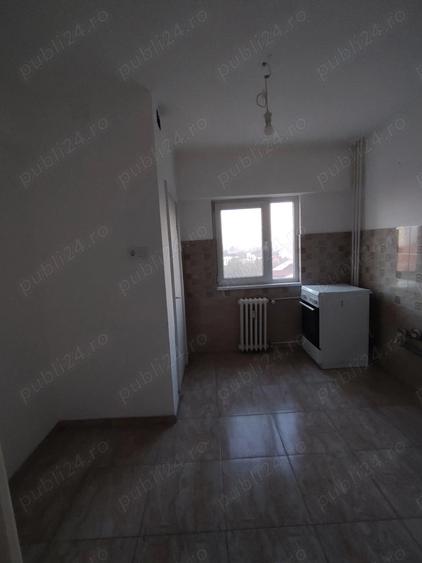 Apartament cu 3 camere decomandat în Iosefin