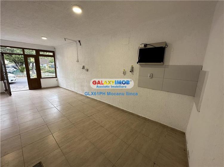 Spațiu comercial, de 30 mp, în Cina