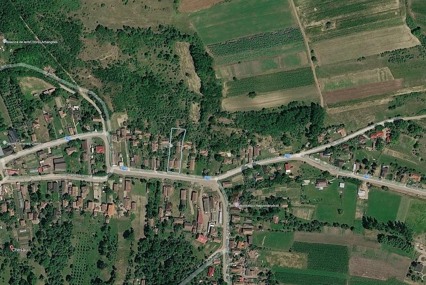 Casă cu Teren 1650 Mp în Chesău