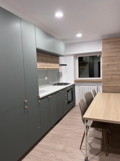 Apartament cu 2 camere decomandat, mobilat în Banu Manta