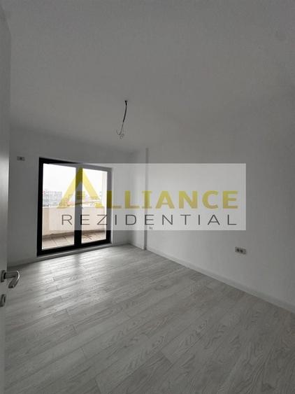Apartament cu 3 camere decomandat în Fundeni