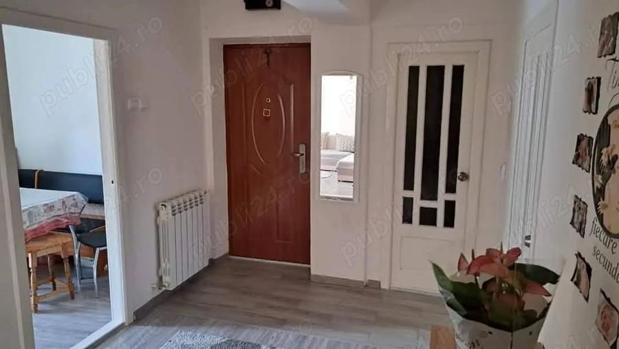 Apartament cu 3 camere în Parava
