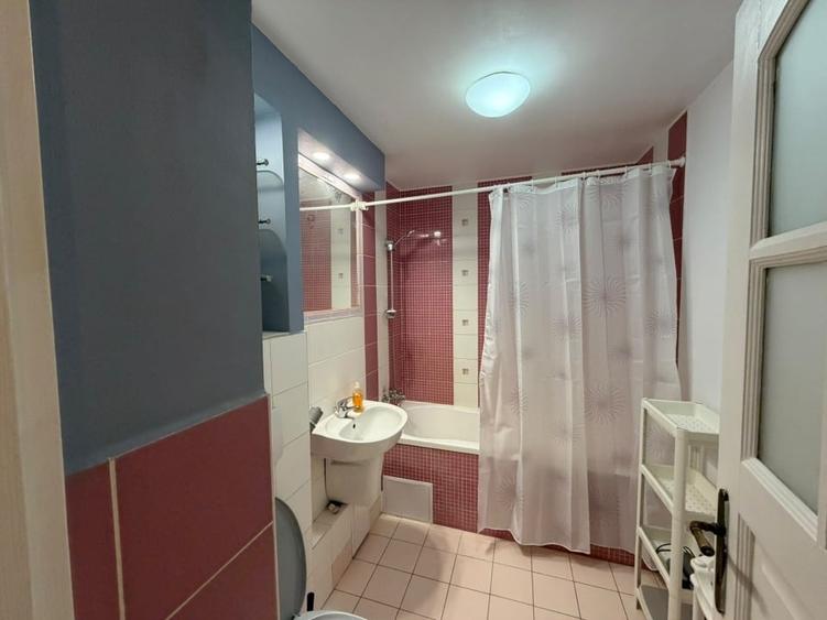Apartament cu 2 camere decomandat, mobilat în Băneasa