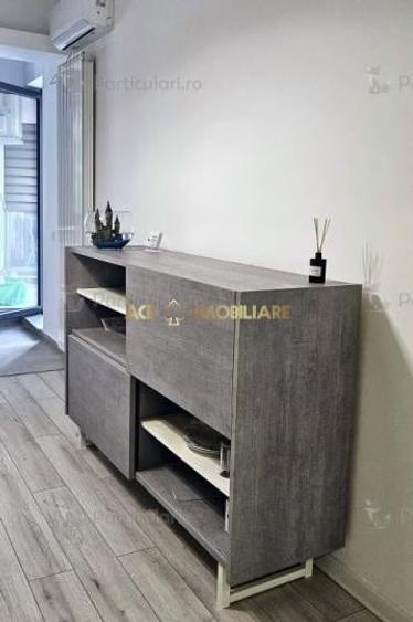 Apartament cu 2 camere decomandat, mobilat în Regie