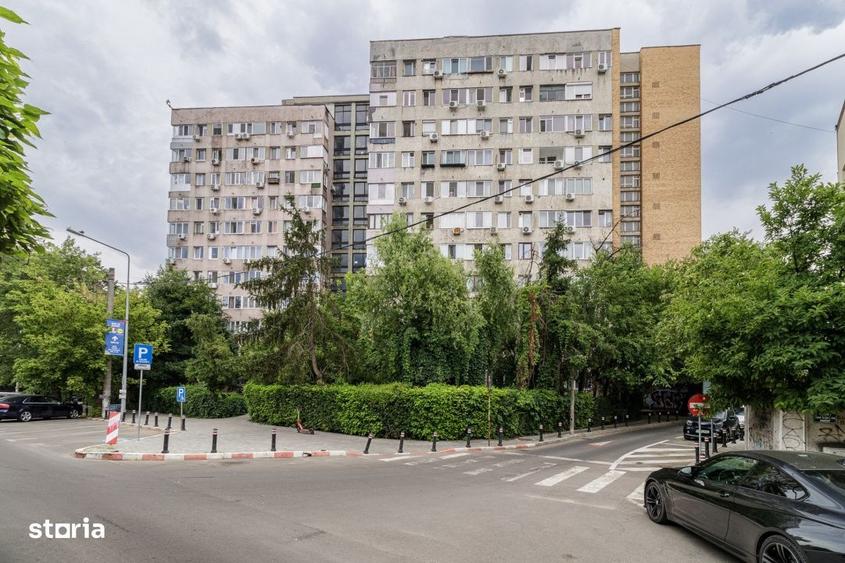 Garsonieră în Vatra Luminoasă