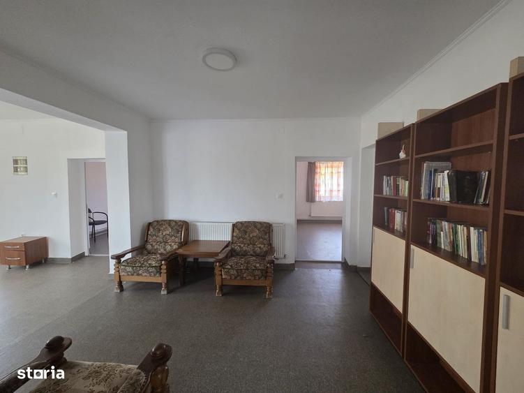 Casă cu 4 camere cu Teren 1440 Mp în Mișca