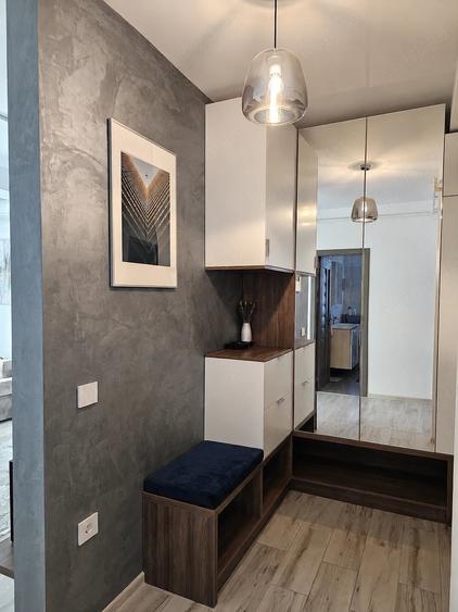 Apartament cu 3 camere semidecomandat în Valea Lupului
