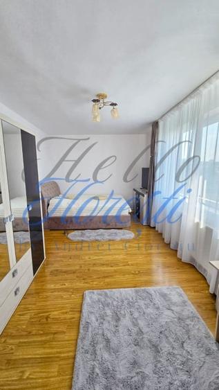 Apartament cu 2 camere semidecomandat, mobilat în Bună Ziua