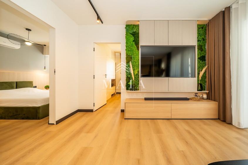 Apartament cu 4 camere decomandat în Mihai Viteazul