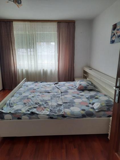 Garsonieră decomandată în Central