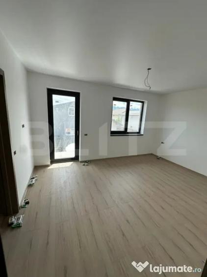 Casă cu 5 camere cu Teren 220 Mp în Tărlungeni